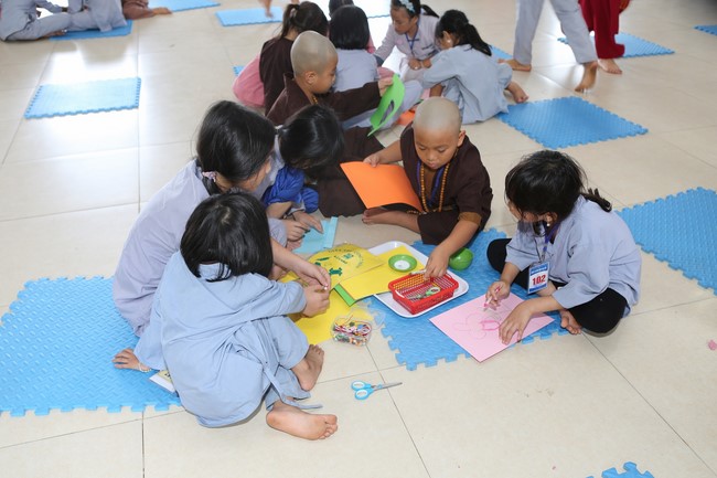 The 3rd Day of Summer Retreat for Children in Dong Cao pagoda